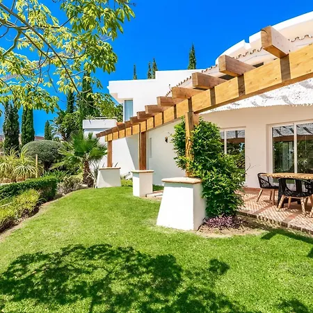 Villa About La Redonda Benahavis